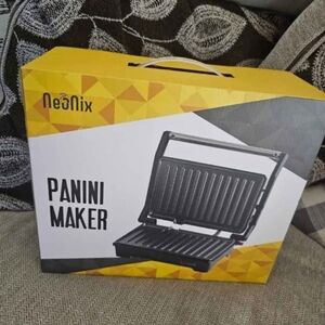 New panini press (900W)